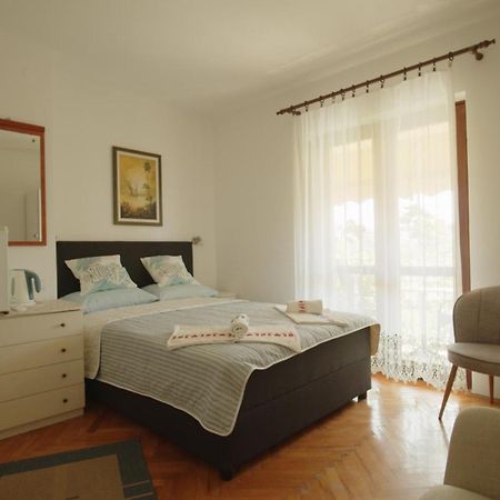 Vila Karolina Hotel Rovinj Exterior photo